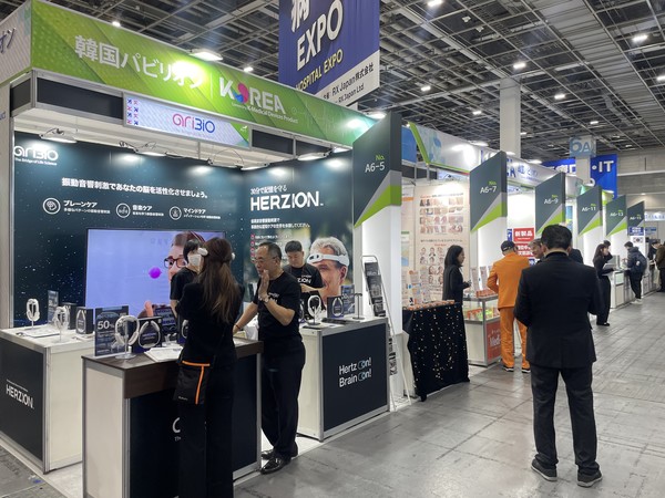 ▲한국의료기기산업협회가 2025 일본 도쿄 의료기기 전시회에서 한국관을 운영한다. 사진은 지난 3월 열린 2025 일본 오사카 의료기기 전시회 한국관 모습.<br>