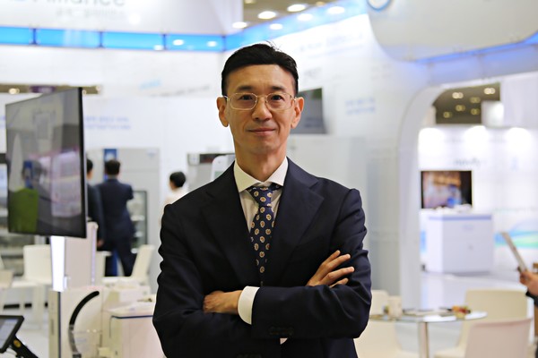 ▲글래드얼라이언스 윤정권 대표(KMDIA 대외협력위원장)